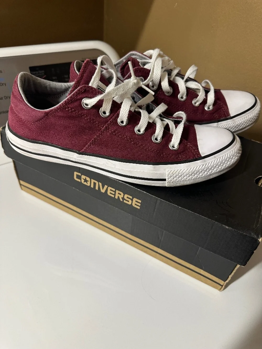 Women’s Converse CTAS MADISON OX size 9